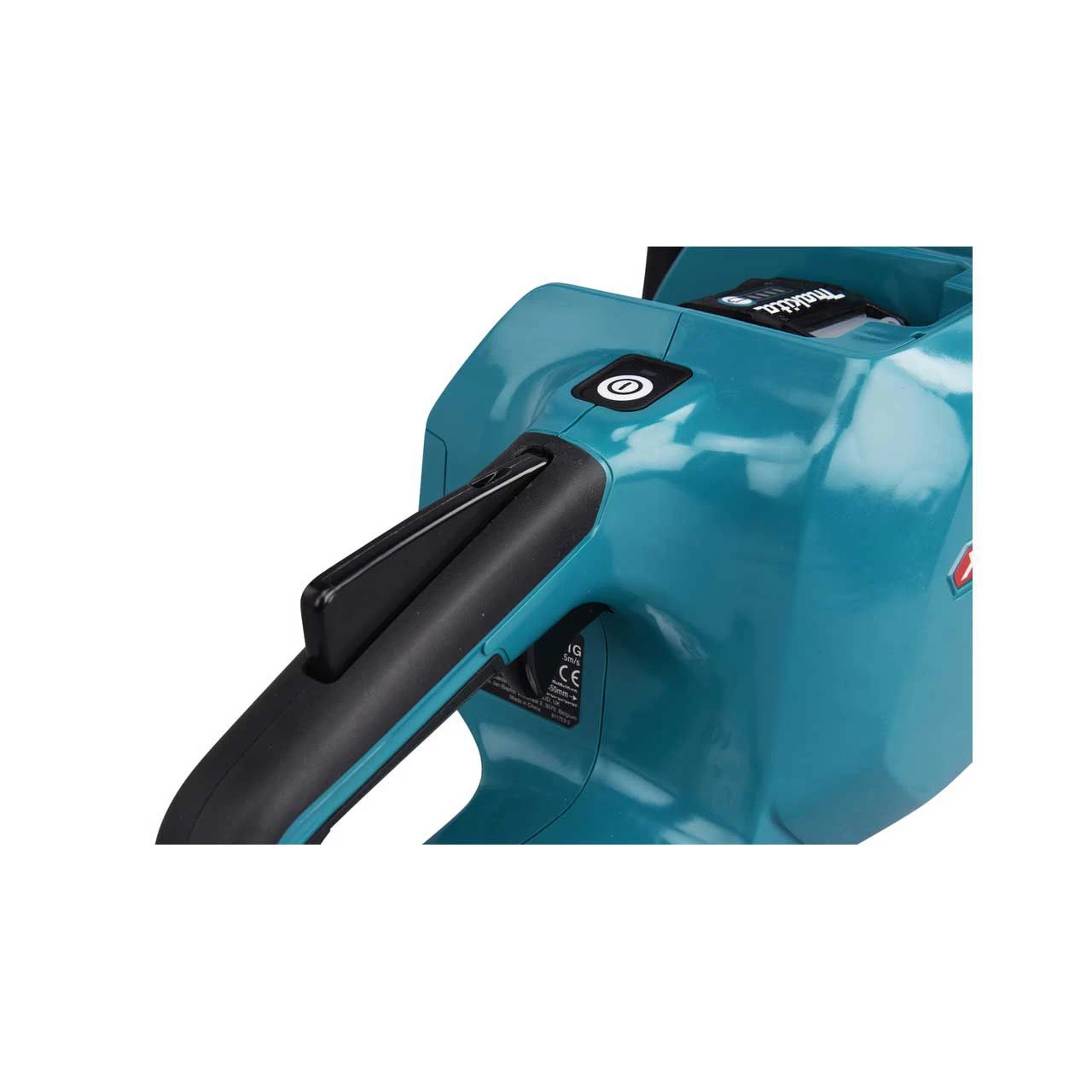 MAKITA Akku-Kettensäge 40V Max. / 5,0 Ah, 1 Akku + Ladegerät 4 MAKITA Akku-Kettensäge 40V Max. / 5,0 Ah, 1 Akku + Ladegerät – Bild 4